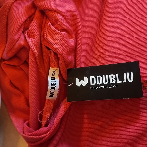 Dresses stretchy size M through 2x - Picture 1 of 4